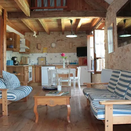 La Maison De Lassagne Saint-Andre-d'Allas