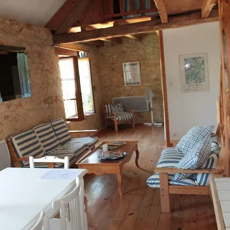 Holiday home La Maison De Lassagne *
